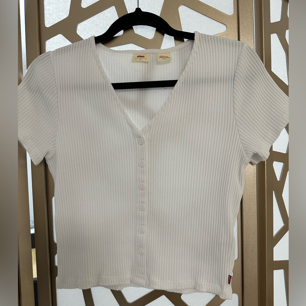 Levi’s Cropped Ribbed Tee - Picture 6 of 6